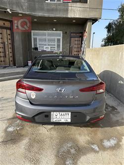 هیوندای ئەلەنترا